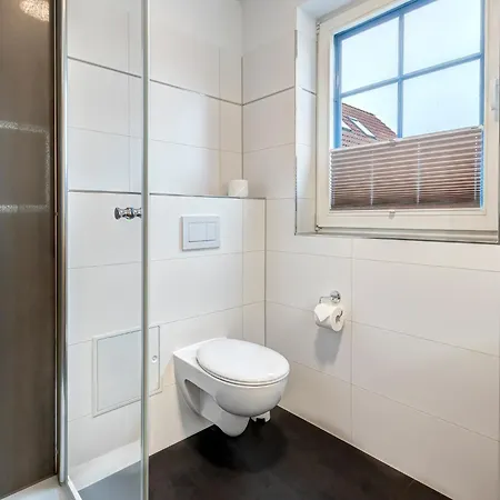 Haus Sonnenschein Seekiste Apartamento Trassenheide